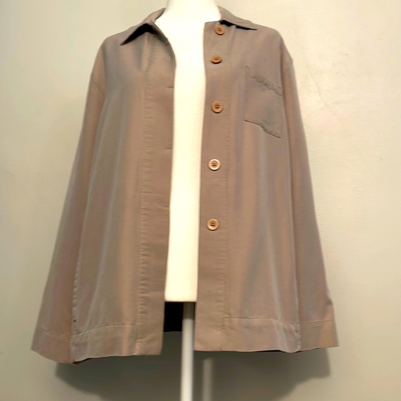 In Focus rayon blend button up, jacket, beige size medium (23-121) - Picture 1 of 11